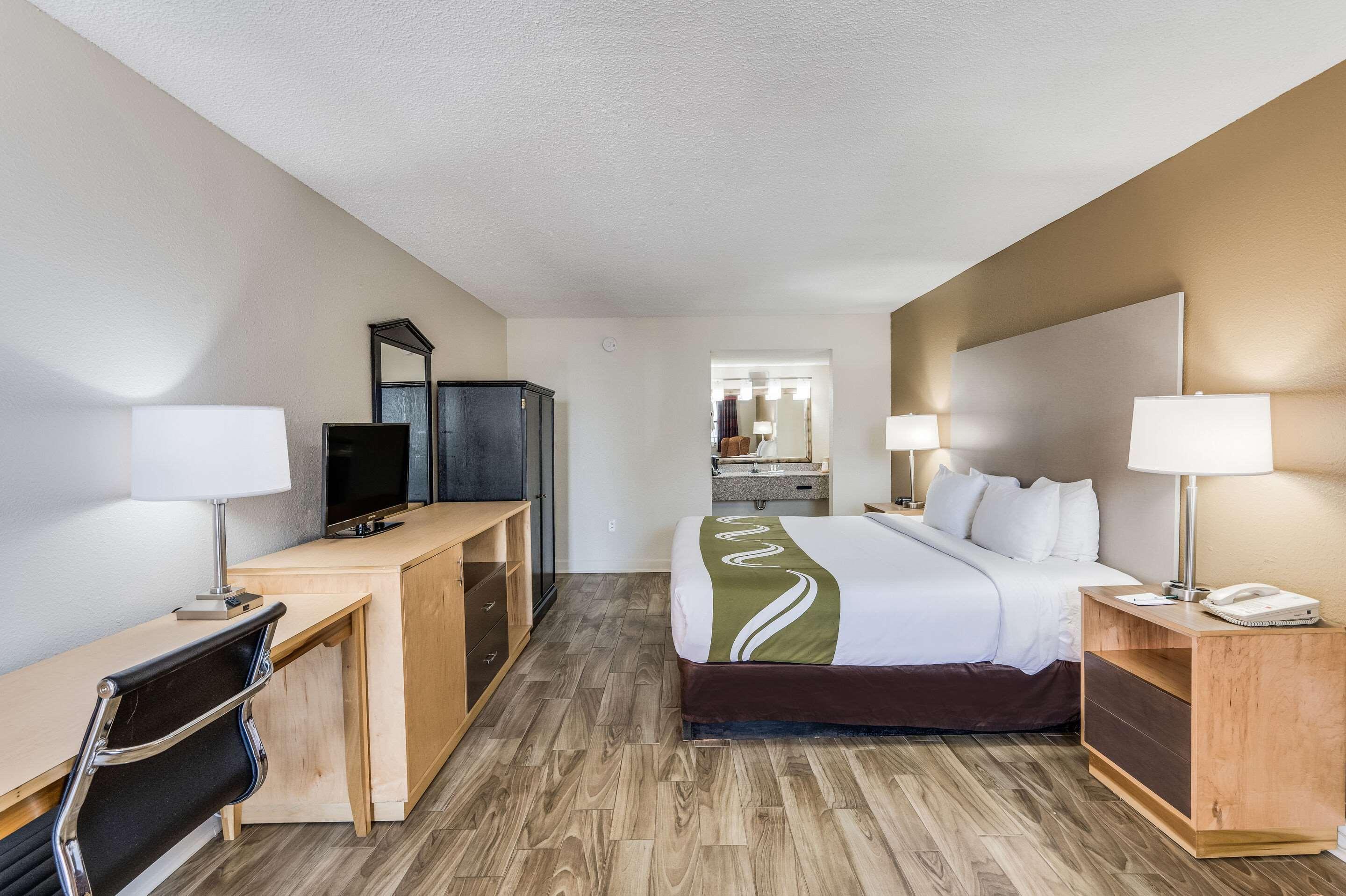Quality Inn & Suites Hot Springs-Lake Hamilton Kültér fotó