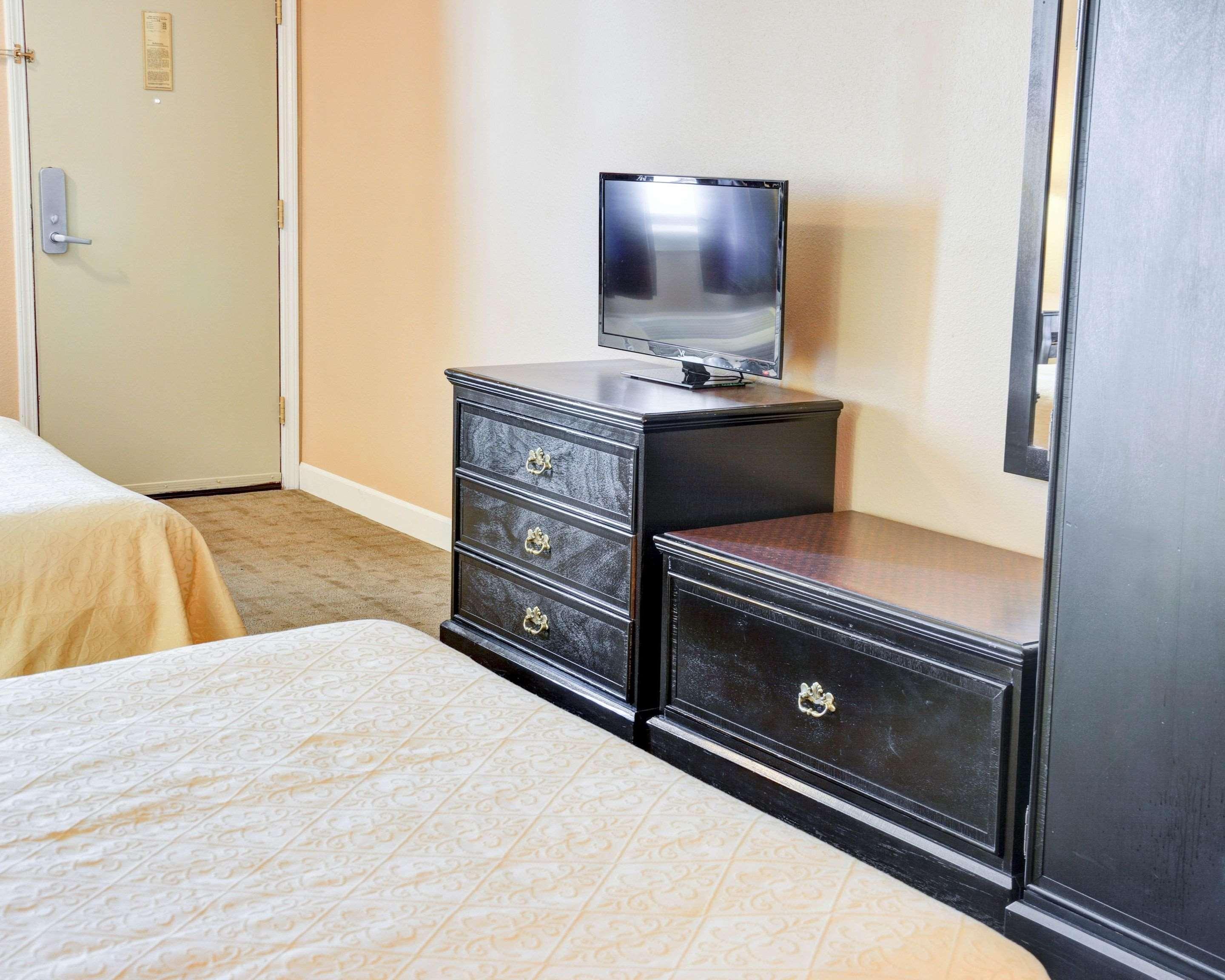 Quality Inn & Suites Hot Springs-Lake Hamilton Kültér fotó