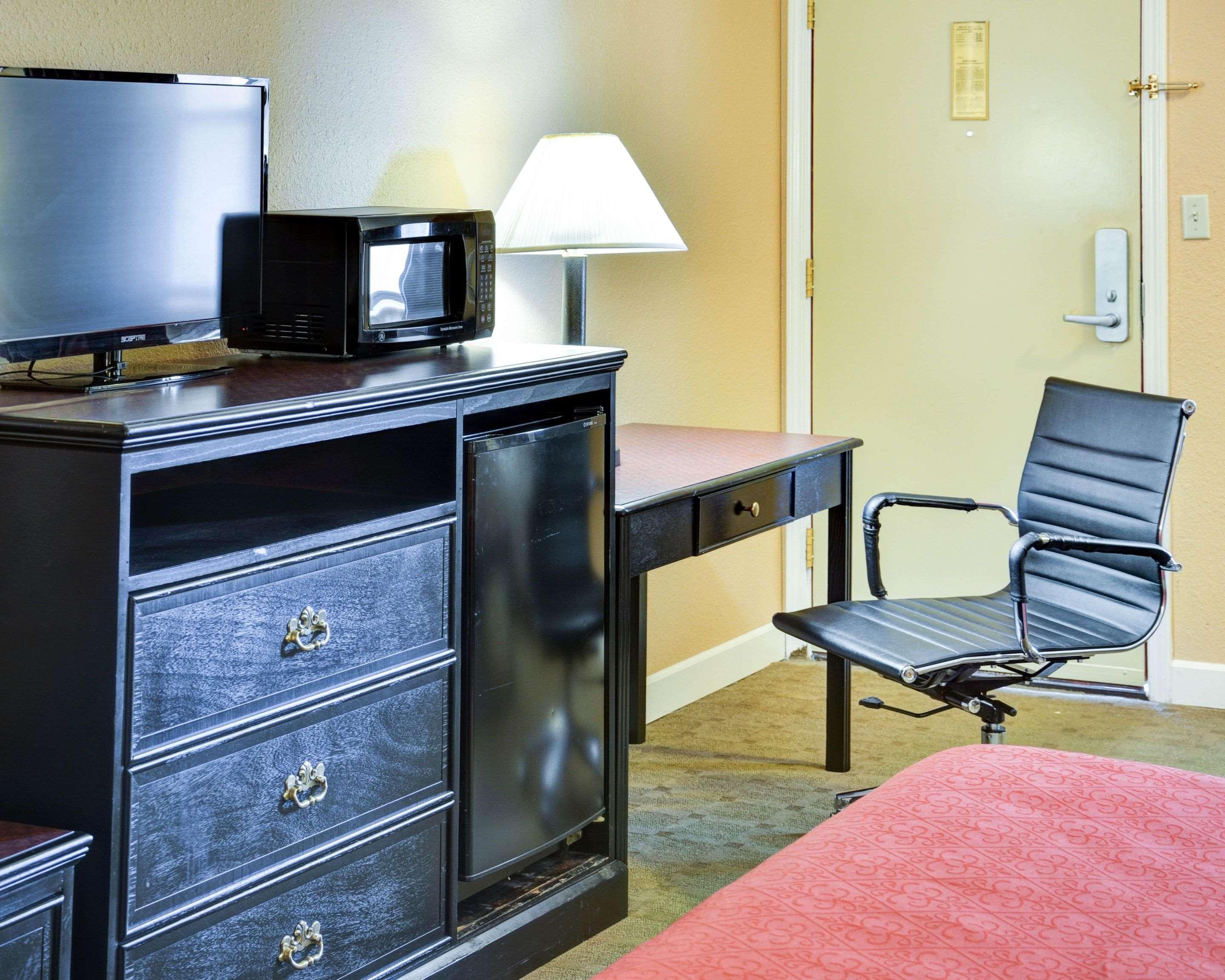 Quality Inn & Suites Hot Springs-Lake Hamilton Kültér fotó