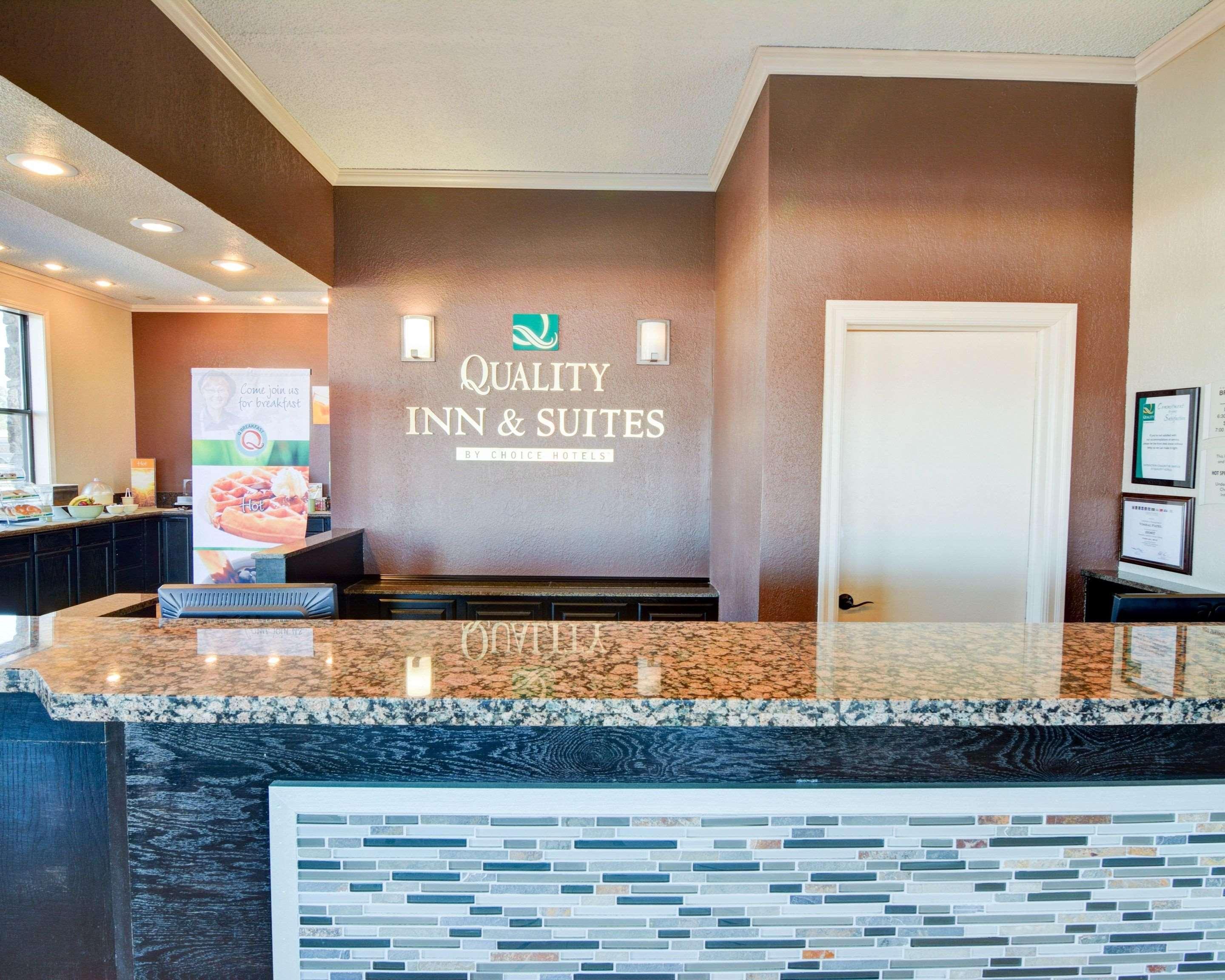 Quality Inn & Suites Hot Springs-Lake Hamilton Kültér fotó