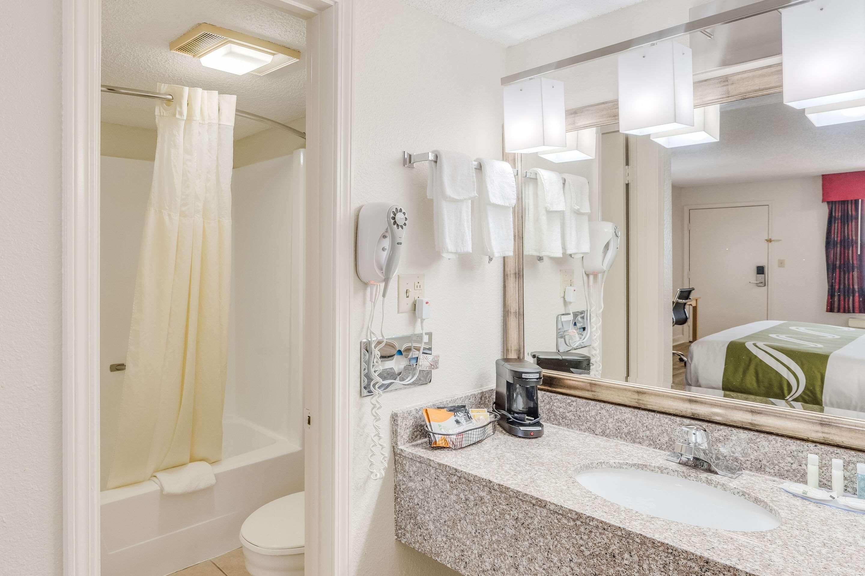 Quality Inn & Suites Hot Springs-Lake Hamilton Kültér fotó